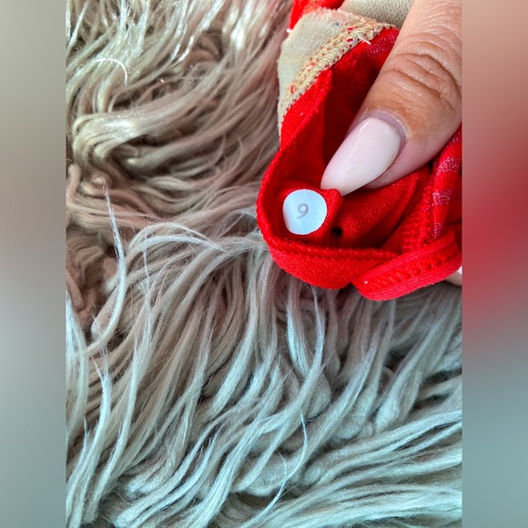 Lululemon No Limits Racer Back Tank - Picture 8 of 8